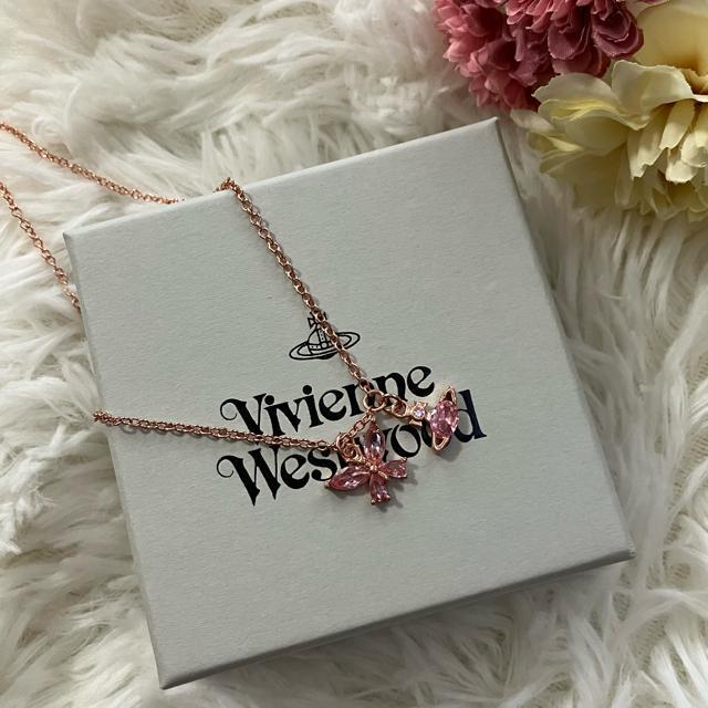 Vivienne westwood o^tC X lbNX  sN sAi