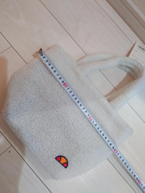 Vi ellesse {A~jg[gobO y zCg 艿5000~  uh 