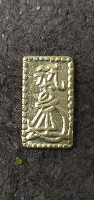 ÑKyɋHiz}O񕪔  zr[ 