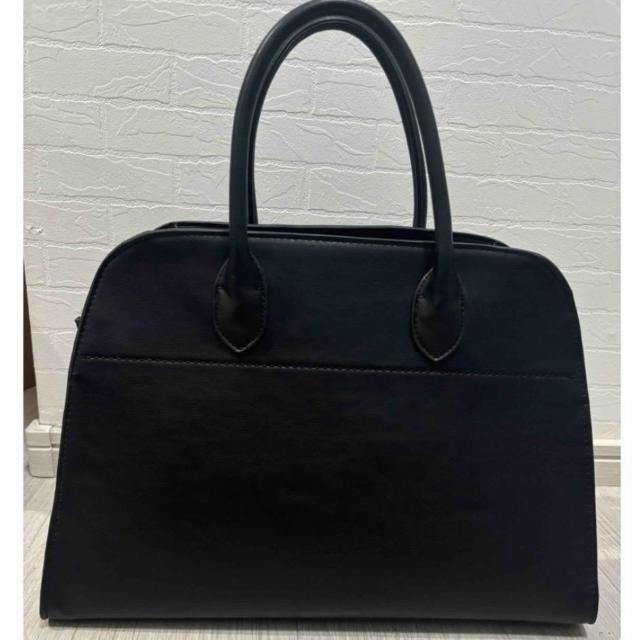 THE ROW �U�E���E �}���S�[15 �����U�[ �n���h�o�b�O  �� �����t�@�b�V������ 