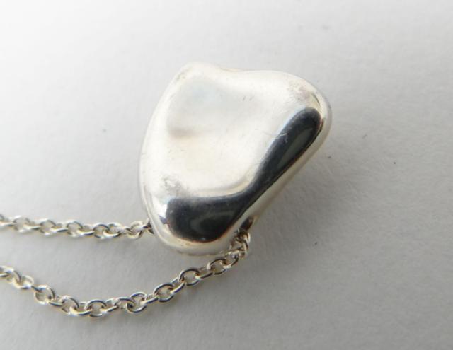 ティファニー エルサ・ペレッティ フルハート ビーン ネックレス ペンダント SV925<USED>【送料無料】 < ブランド ティファニー エルサ・ペレッティ フルハート ビーン ネックレス ペンダント SV925<USED>【送料無料】 < ブランドの