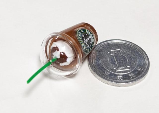 ミニチュア★スターバックス★チョコレート★フラペチーノ★シルバニアやリカちゃんハウスにも★ドールハウスに★プチサイズ★ < おもちゃ  ミニチュア★スターバックス★チョコレート★フラペチーノ★シルバニアやリカちゃんハウスにも★ドールハウスに★プチサイズ★ < おもちゃの