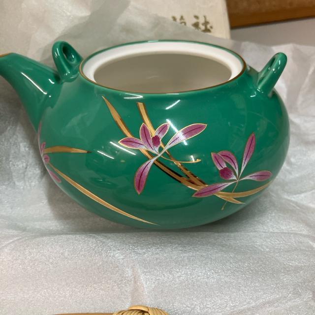 新品 香蘭社 蘭遊 グリーン ピンク 金彩 急須 湯飲み 湯呑み 5個 セット < ホビー  新品 香蘭社 蘭遊 グリーン ピンク 金彩 急須 湯飲み 湯呑み 5個 セット < ホビーの