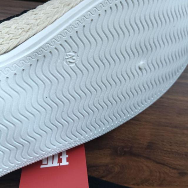 新品 26cm メンズ スリッポン シューズ 靴 ブラック カジュアル < 男性ファッション  新品 26cm メンズ スリッポン シューズ 靴 ブラック カジュアル < 男性ファッションの