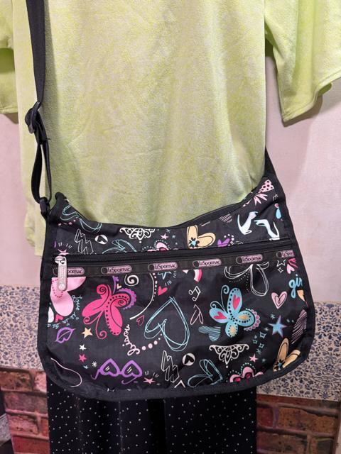 ӂ߂āLeSportsacV_[obNEadidas TVcEhbgKE`3_܂Ƃߔ聚1000~X^[g