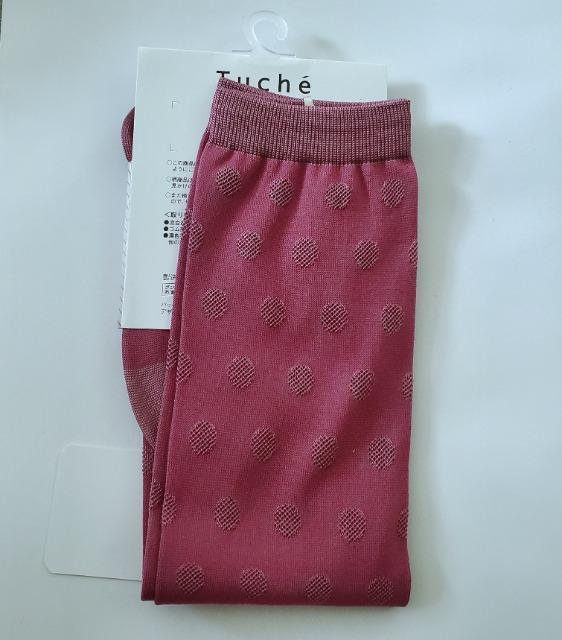 GUNZE グンゼ Tuche 神田うの 膝下丈 水玉 ピンク ハイソックス 透かしドット柄 ローズピンク ひざ下丈 < 女性ファッション  GUNZE グンゼ Tuche 神田うの 膝下丈 水玉 ピンク ハイソックス 透かしドット柄 ローズピンク ひざ下丈 < 女性ファッションの