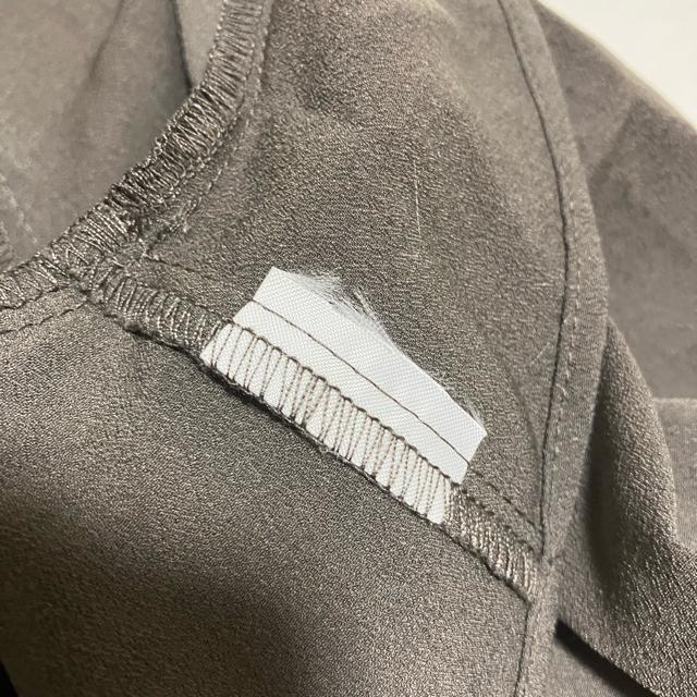 【ノーブランド扱い】 クロップド ショート丈 / 長袖 ノーカラー ブラウス < 女性ファッション 【ノーブランド扱い】 クロップド ショート丈 / 長袖 ノーカラー ブラウス < 女性ファッションの