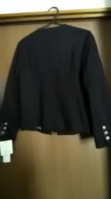 新品*ノーカラー*ジャケット < 女性ファッション  新品*ノーカラー*ジャケット < 女性ファッションの