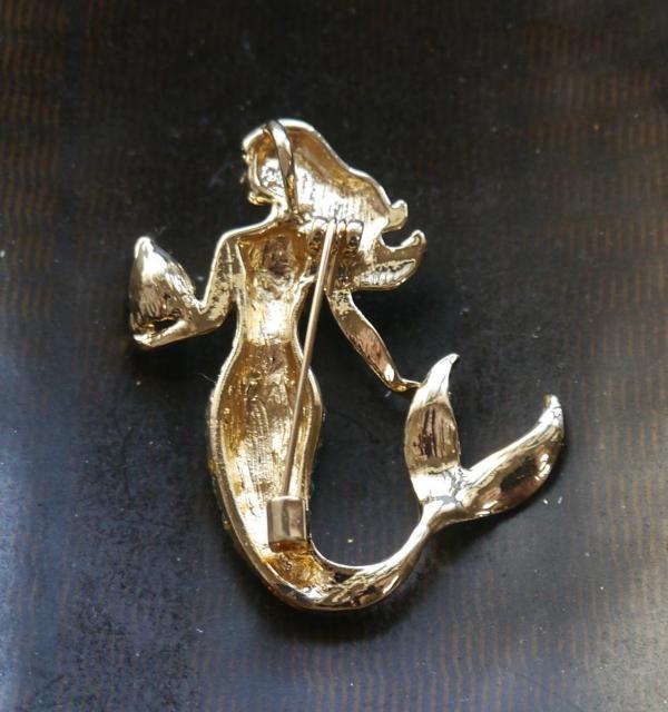 新品アンティーク調きらきらストーン人魚 マーメイド ブローチ ペンダントトップにも < 女性アクセサリー/時計 新品アンティーク調きらきらストーン人魚 マーメイド ブローチ ペンダントトップにも < 女性アクセサリー/時計の