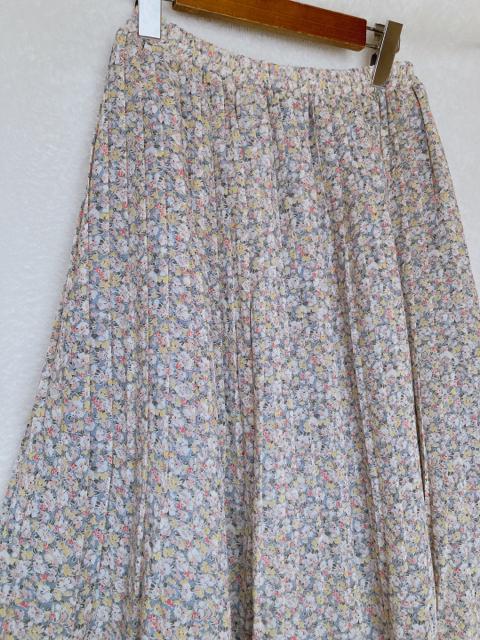 OLIVE des OLIVE �ԕ� ���� �v���[�c �����O�X�J�[�g F N2m