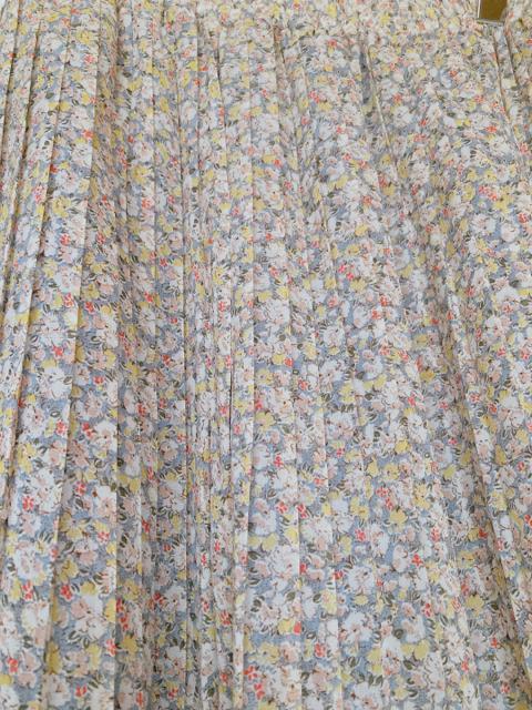 OLIVE des OLIVE �ԕ� ���� �v���[�c �����O�X�J�[�g F N2m