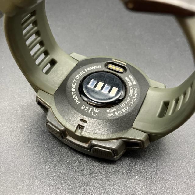 即決 GARMIN ガーミン INSTINCT DUAL POWER 腕時計 < 男性アクセサリー/時計  即決 GARMIN ガーミン INSTINCT DUAL POWER 腕時計 < 男性アクセサリー/時計の