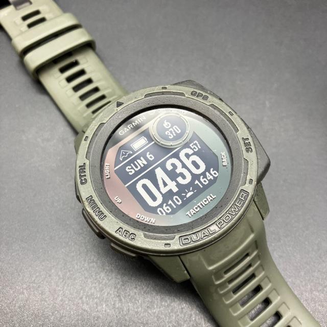 即決 GARMIN ガーミン INSTINCT DUAL POWER 腕時計 < 男性アクセサリー/時計  即決 GARMIN ガーミン INSTINCT DUAL POWER 腕時計 < 男性アクセサリー/時計の
