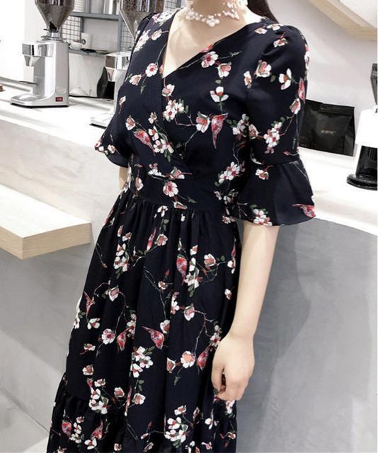 送料無料 新品 花柄ワンピース5分袖ティアードワンピース < 女性ファッション  送料無料 新品 花柄ワンピース5分袖ティアードワンピース < 女性ファッションの