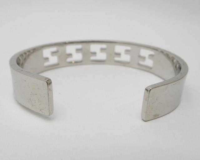FENDI フェンディ FF バングル シルバー<USED>【送料無料】 < ブランド  FENDI フェンディ FF バングル シルバー<USED>【送料無料】 < ブランドの