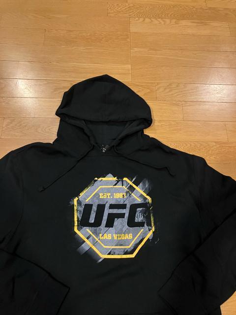 INDEPENDENT UFC 総合格闘技 大きいsize XL位 プルオーバー 黒  ブラック < 男性ファッション  INDEPENDENT UFC 総合格闘技 大きいsize XL位 プルオーバー 黒  ブラック < 男性ファッションの
