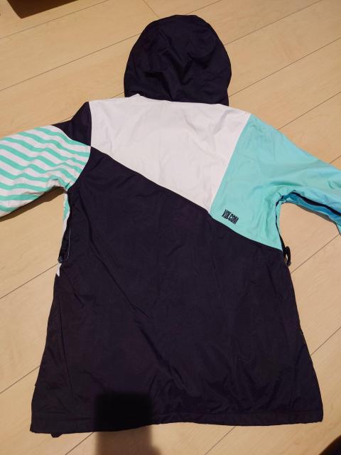 VOLCOM@Xm[EFA  W[/X|[c 