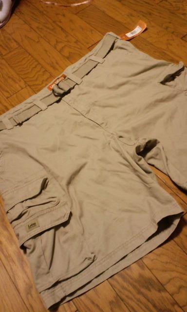 Leeデザインカーゴハーフパンツ カーキ茶系 サイズW52〜ウエスト132cmベルト付き < 男性ファッション  Leeデザインカーゴハーフパンツ カーキ茶系 サイズW52〜ウエスト132cmベルト付き  < 男性ファッションの