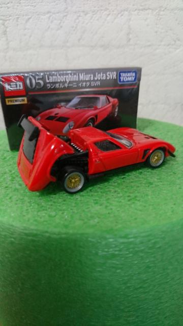 トミカ ランボルギーニ イオタ SVR < ホビー  トミカ ランボルギーニ イオタ SVR < ホビーの