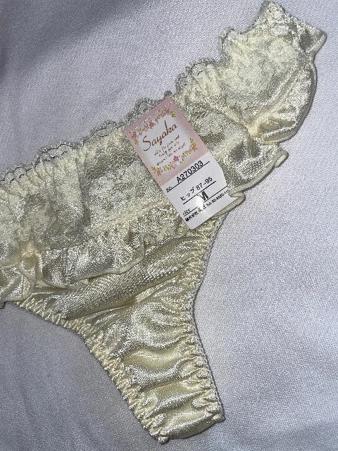 ♯新品♯ フリル&レース可愛!!な Tバック ショーツM   SAYAKA < 女性ファッション  ♯新品♯ フリル&レース可愛!!な Tバック ショーツM   SAYAKA < 女性ファッションの