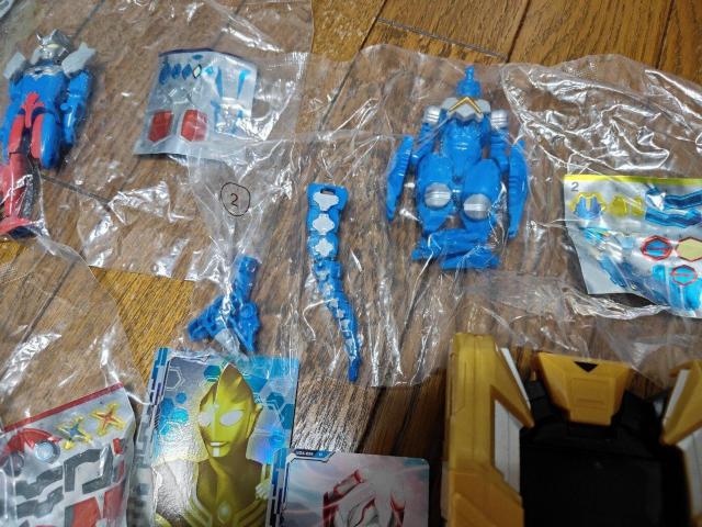 アーマーチェンジ ウルトラマンX エクスデバイザー フィギュア セット < ホビー  アーマーチェンジ ウルトラマンX エクスデバイザー フィギュア セット < ホビーの