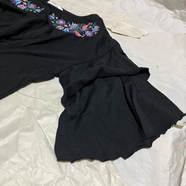 【LOWRYS FARM / ローリーズファーム】 刺繍 / 半袖 トップス L < ブランド 【LOWRYS FARM / ローリーズファーム】 刺繍 / 半袖 トップス L < ブランドの