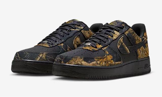 ��NIKE AIR FORCE 1 '07 ���A���c���[��  �� �u�����h�� 