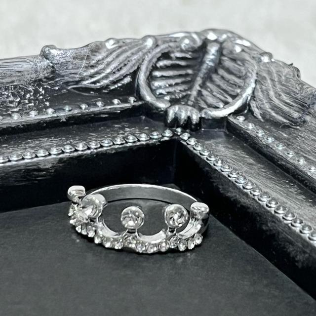 【新品/7号】キラキラ☆ストーン付☆ティアラデザインリング < 女性アクセサリー/時計  【新品/7号】キラキラ☆ストーン付☆ティアラデザインリング < 女性アクセサリー/時計の