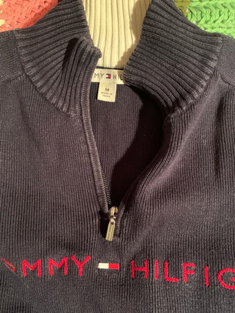 人気のブランド、TOMMY HILFIGER のセーター サイズM 紺色 < ブランド  人気のブランド、TOMMY HILFIGER のセーター サイズM 紺色 < ブランドの