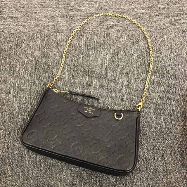 即決 LOUIS VUITTON ルイヴィトン イージーポーチ < ブランド  即決 LOUIS VUITTON ルイヴィトン イージーポーチ  < ブランドの