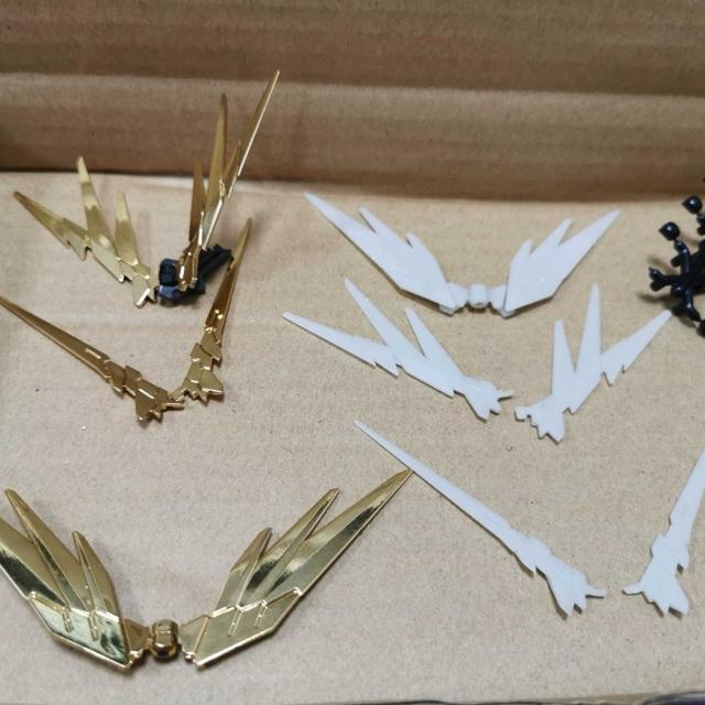【CA】1/60 PG ユニコーン バンシィ フェネクス 用 アンテナ 改造パーツのみ 本体無し  未組立プラモデル < ホビー  【CA】1/60 PG ユニコーン バンシィ フェネクス 用 アンテナ 改造パーツのみ 本体無し  未組立プラモデル < ホビーの