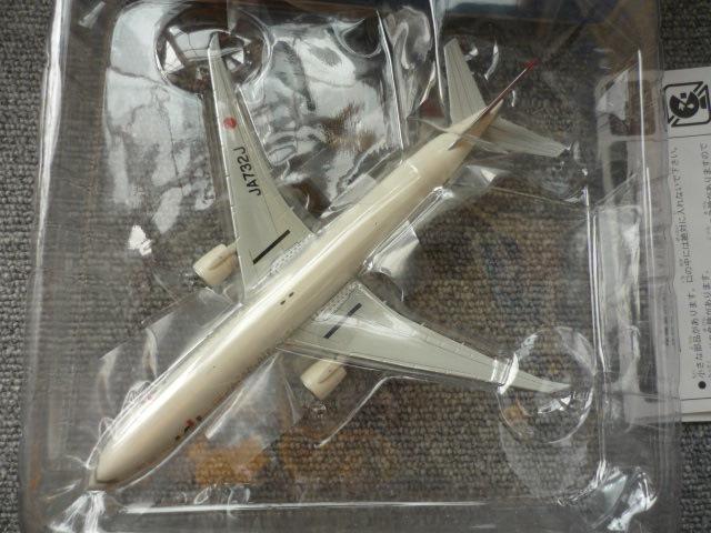 _CLXgfuJAL@B777-300ERvA@S22  zr[ 