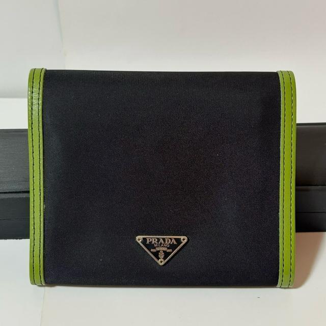 美品 PRADA プラダ テスートナイロン レザー リボン 三つ折り 財布 札入れ 小銭入れ カード入れ ブラック < ブランド 美品 PRADA プラダ テスートナイロン レザー リボン 三つ折り 財布 札入れ 小銭入れ カード入れ ブラック < ブランドの