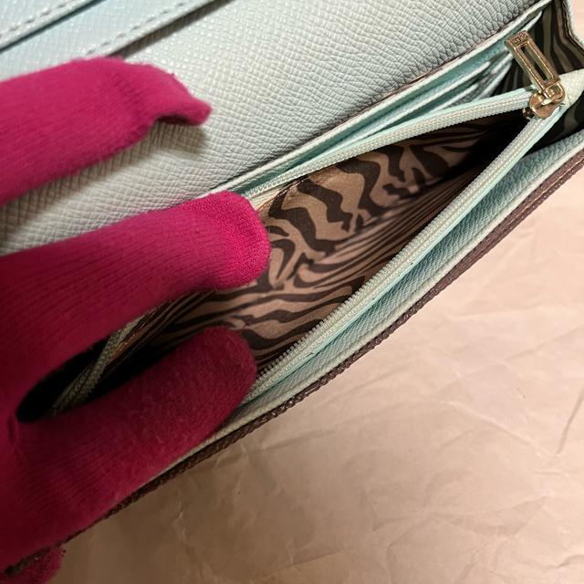 �yGUESS / �Q�X�z ���U�[ ��܂� �����z ���S ���K���ꂠ�� ������ �� �u�����h�� 