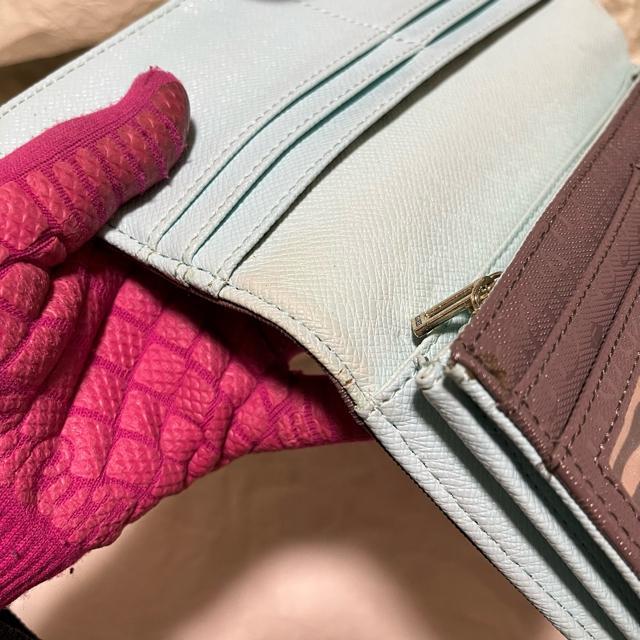 �yGUESS / �Q�X�z ���U�[ ��܂� �����z ���S ���K���ꂠ�� ������ �� �u�����h�� 