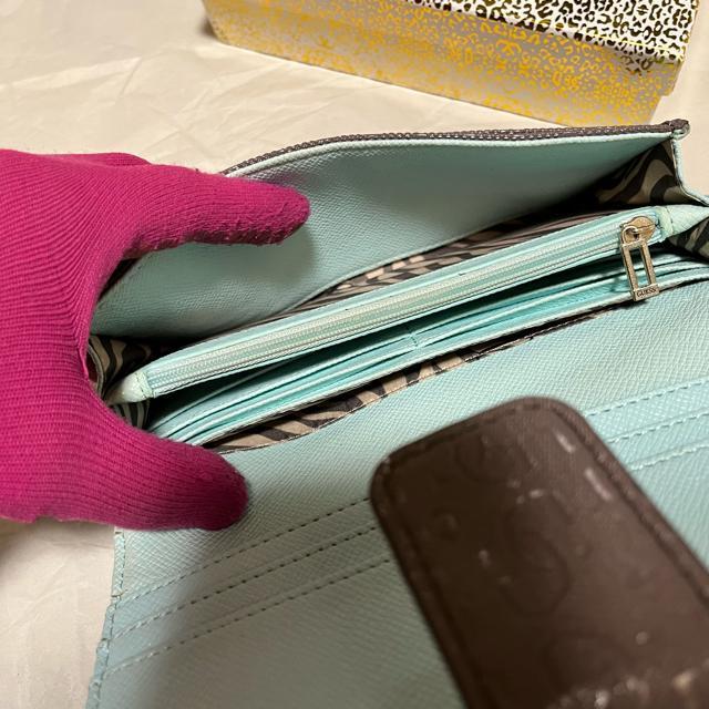 �yGUESS / �Q�X�z ���U�[ ��܂� �����z ���S ���K���ꂠ�� ������ �� �u�����h�� 