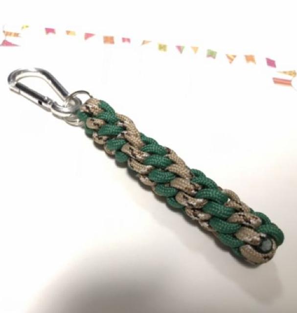 hハンドメイド〓パラコードキーホルダー〓greenミックス < 男性ファッション hハンドメイド〓パラコードキーホルダー〓greenミックス < 男性ファッションの