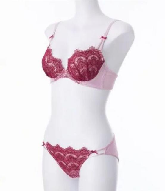 横に流さない!●定価4,277円【新品】PEACH JOHNピーチジョン●レーシィベールズブラジャー&ショーツ●E65●ピンク < ブランド  横に流さない!●定価4,277円【新品】PEACH JOHNピーチジョン●レーシィベールズブラジャー&ショーツ●E65●ピンク < ブランドの