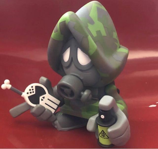 《GAS MASK》フィギュア ガスマスク FRANKIE エレクトロニックヴァイラス デザイナーズトイ 香港トイ スプレー缶トイ < ホビー  《GAS MASK》フィギュア ガスマスク FRANKIE エレクトロニックヴァイラス デザイナーズトイ 香港トイ スプレー缶トイ  < ホビーの