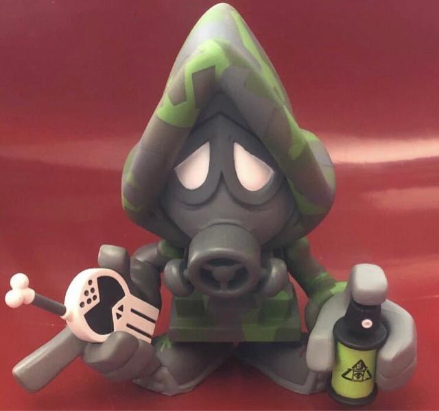 《GAS MASK》フィギュア ガスマスク FRANKIE エレクトロニックヴァイラス デザイナーズトイ 香港トイ スプレー缶トイ < ホビー  《GAS MASK》フィギュア ガスマスク FRANKIE エレクトロニックヴァイラス デザイナーズトイ 香港トイ スプレー缶トイ < ホビーの