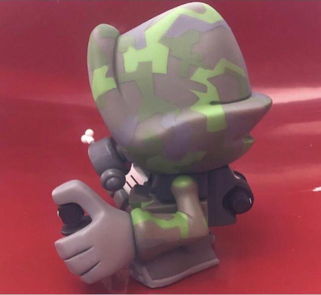 《GAS MASK》フィギュア ガスマスク FRANKIE エレクトロニックヴァイラス デザイナーズトイ 香港トイ スプレー缶トイ < ホビー  《GAS MASK》フィギュア ガスマスク FRANKIE エレクトロニックヴァイラス デザイナーズトイ 香港トイ スプレー缶トイ < ホビーの
