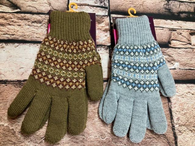 送料無料!保湿・やさしく潤う!スクワラン配合!可愛い柄 レディース二重編み ニットグローブ(2色から)1双 < 女性ファッション 送料無料!保湿・やさしく潤う!スクワラン配合!可愛い柄 レディース二重編み ニットグローブ(2色から)1双 < 女性ファッションの