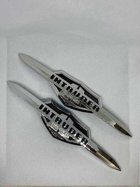 SUZUKI INTRUDER ^NGu@Cg[_[@hXAbv@oCNGu@`v[h  /oCN