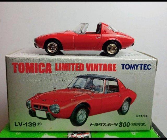 トミカリミテッドヴィンテージ トヨタスポーツ800 < ホビー  トミカリミテッドヴィンテージ トヨタスポーツ800 < ホビーの