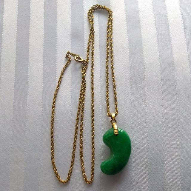 #翡翠#勾玉#ネックレス# < 女性アクセサリー/時計 #翡翠#勾玉#ネックレス# < 女性アクセサリー/時計の
