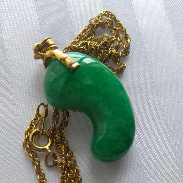 #翡翠#勾玉#ネックレス# < 女性アクセサリー/時計 #翡翠#勾玉#ネックレス# < 女性アクセサリー/時計の