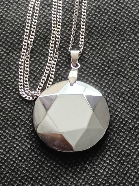 ��_����ł��B�u�e���w���c���́v�l�b�N���X�ł��B�Ӓ�ς� �� �����A�N�Z�T���[/���v�� 