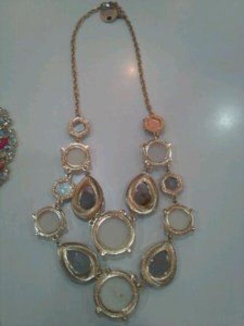 白ラメゴールドビジューネックレスファ ッションジュエリー二連 < 女性アクセサリー/時計  白ラメゴールドビジューネックレスファ ッションジュエリー二連 < 女性アクセサリー/時計の