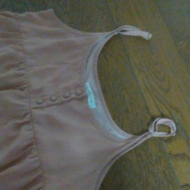 美品 LOWRYS FARM Mサイズ 淡いオレンジ < ブランド  美品 LOWRYS FARM Mサイズ 淡いオレンジ < ブランドの