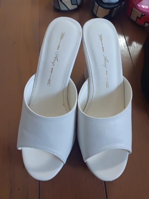ANAP★ウェッジミュールサンダル★白★アナップ★美脚足長効果抜群★安定★アナップ★新品同様★ < 女性ファッション  ANAP★ウェッジミュールサンダル★白★アナップ★美脚足長効果抜群★安定★アナップ★新品同様★ < 女性ファッションの